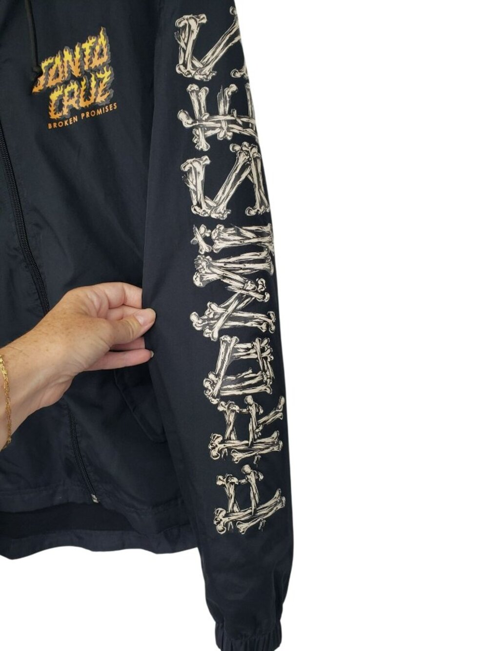 Santa Cruz Broken Promises Black Hooded Windbreaker Jacket Womens S Packable - Picture 10 of 11